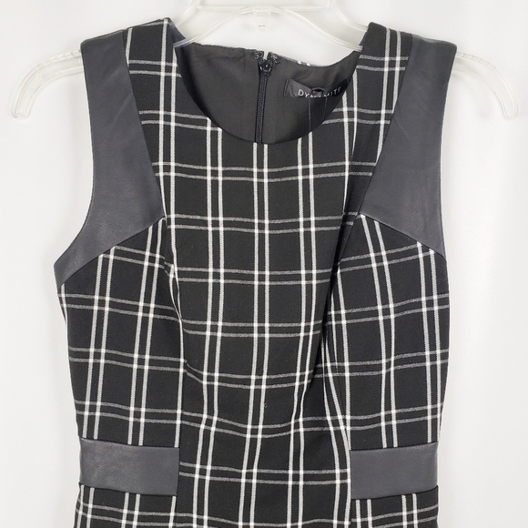 DYNAMITE fitted scuba dress - Picture 2 of 6